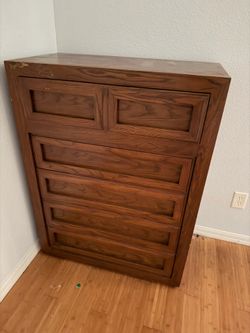 Cheek of drawer