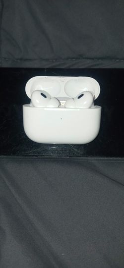 Apple AirPro 4. with noise cancellation
