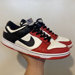 Nike Dunk Low EMB NBA 75th Anniversary Chicago Used Men Size 12
