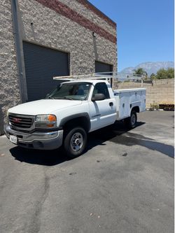2004 GMC - Service Truck $9,500 obo