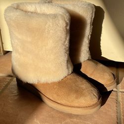 UGG PATTEN CHESTNUT SUEDE SHEEPSKIN CUFF SHORT BOOTS SIZE US 9 WOMEN  