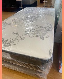 Twin Size Mattress / Colchon