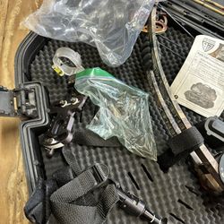 Right Hand Reflex Bow