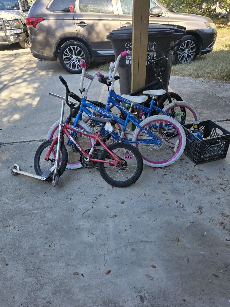 Garage Sale items Left OVER FREE