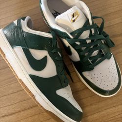 Nike Dunk Low LX / Gorge Green And Sail / M 10.5 W 12 
