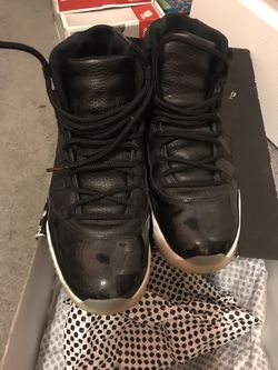 100% Authentic Air Jordan XI (72-10) sz 13