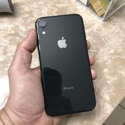 iPhone XR Factory Unlocked Excellent Condition
