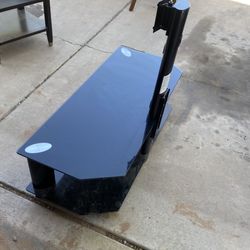 2 Tv Stands And 2 Sets Of End Tables 