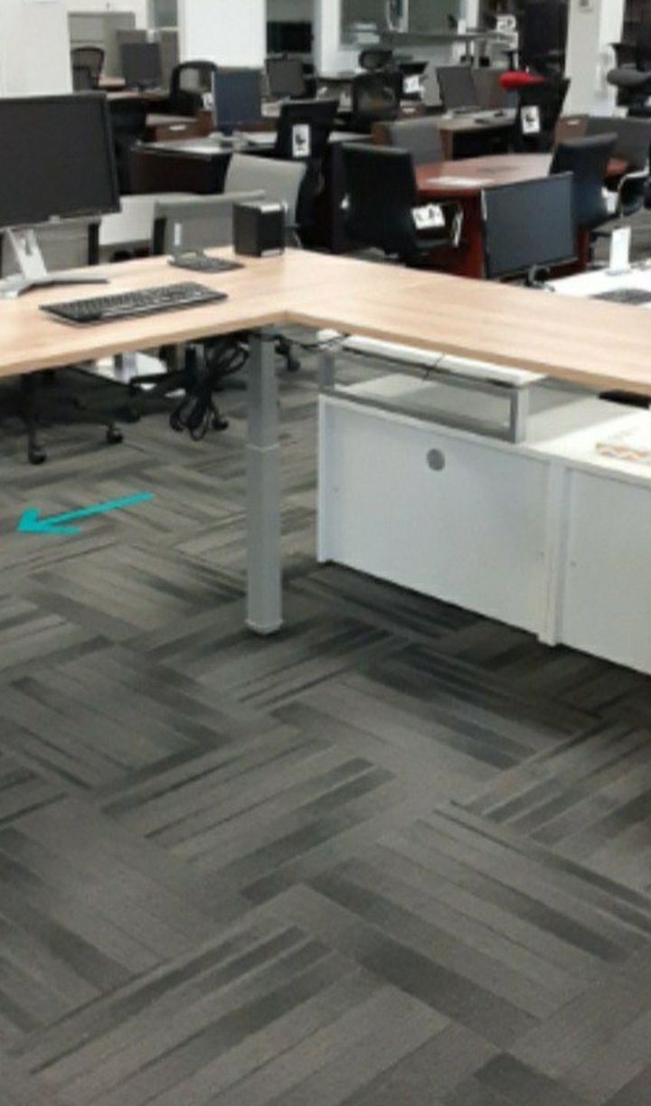 Aspen L-Shaped Electronic Sit-Stand Desk 66"×78"