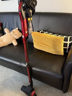 GeeMo Stick Vacuum Cleaner