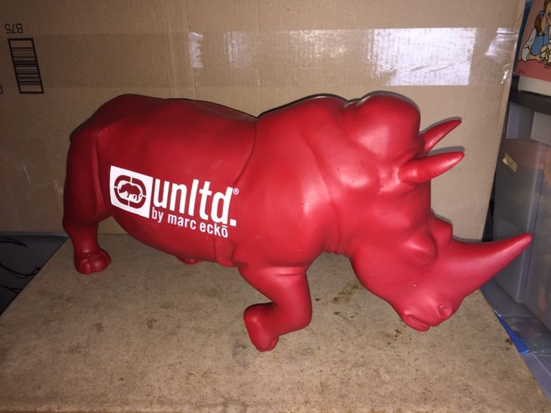 ECKO Red by marc ecko Store display White Rhino Figure 11" by 22" Made of hard Vinyl
