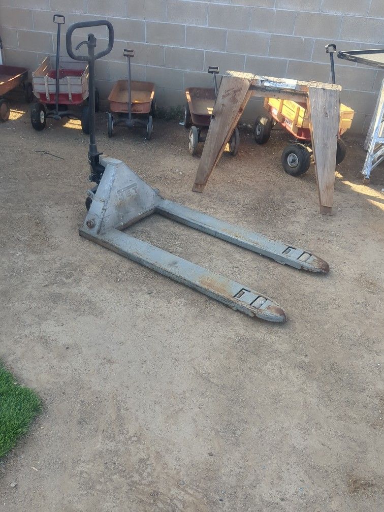 Pallet Jack