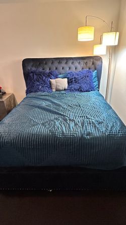 Queen Bed