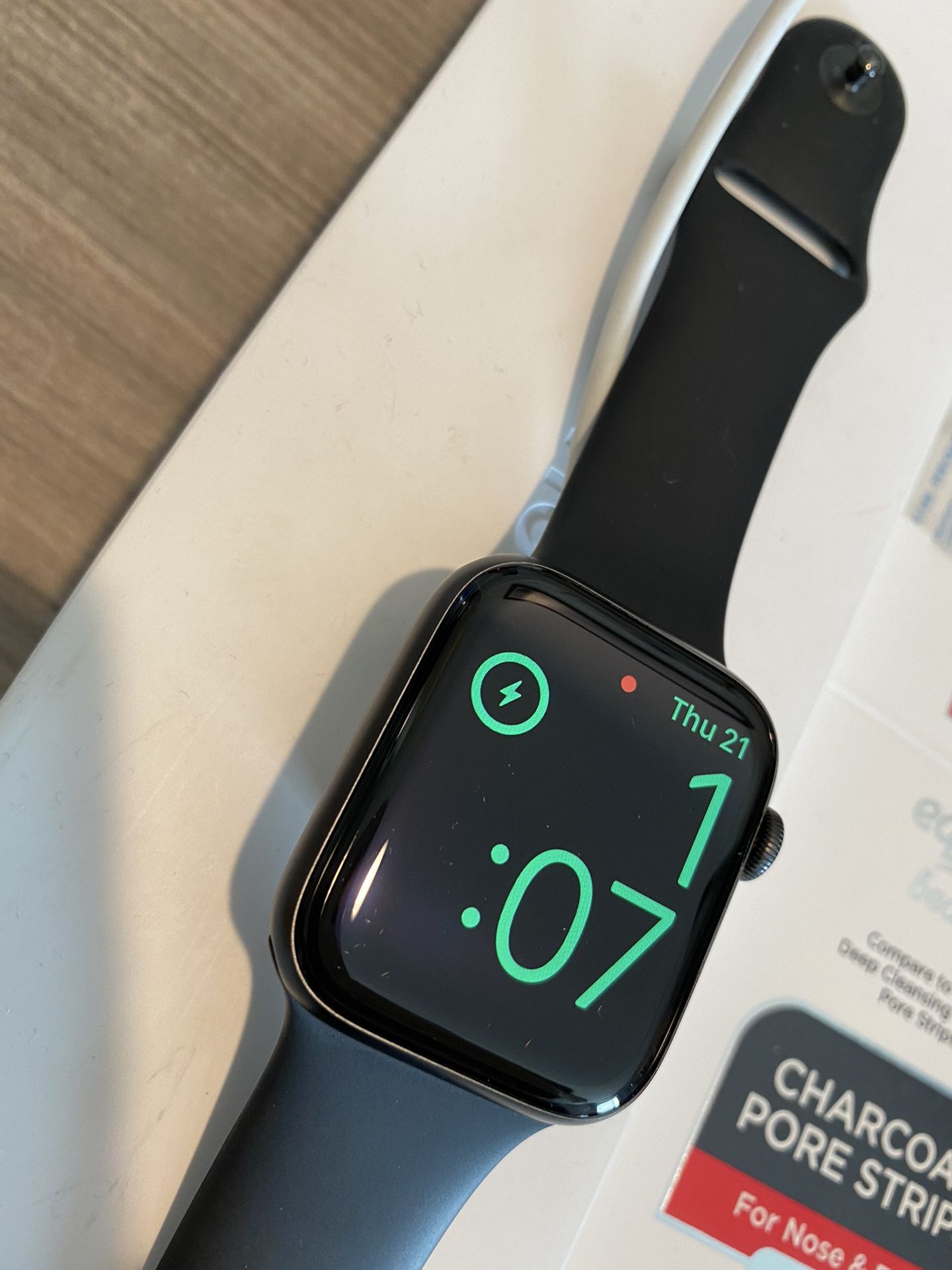 Apple Watch Series 6 44mm LIKE NEW!