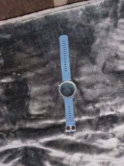 Round Smartwatch with Blue Silicone Band