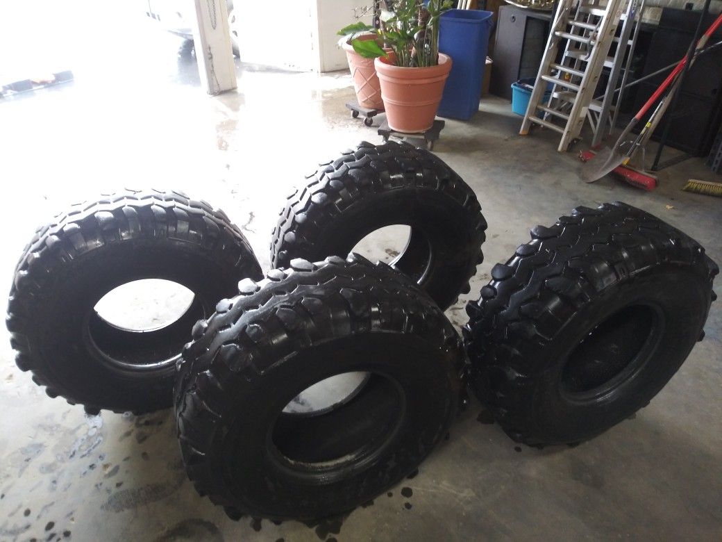 36" Super Swamper Tires Bogger Mudder Interco Mud Terrain