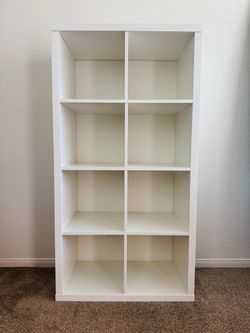 IKEA KALLAX 8-Cube Shelf Unit - WHITE - Great Condition