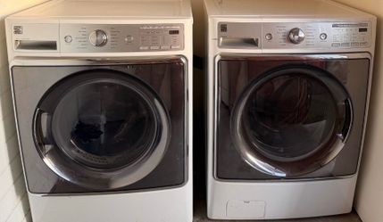 Kenmore Elite Jumbo Washer and Dryer set