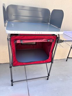 Camping table