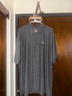 New With Tags Men’s Under Armour New York Yankees Polo Size 4XXXXL