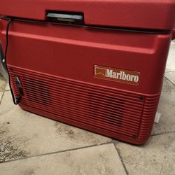 Marlboro Coleman Portable Electric Cooler Heater Car Plug In 12V 40 Qt Vintage