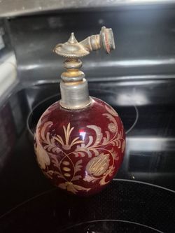 Antique Ruby Red perfume atomizer