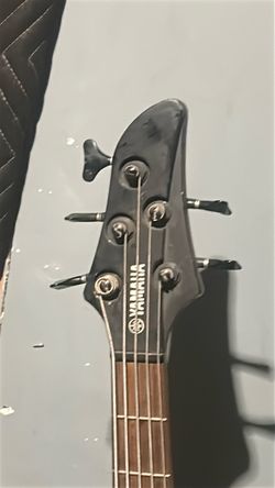 Five string Yamaha bass