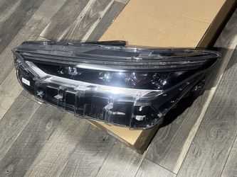 2021-2024 MUSTANG MACH-E HEADLIGHT LEFT DRIVER SIDE  FULL LED IN EXCELLENT SHAPE