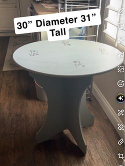 Round White Table 30" Diameter 31" Tall