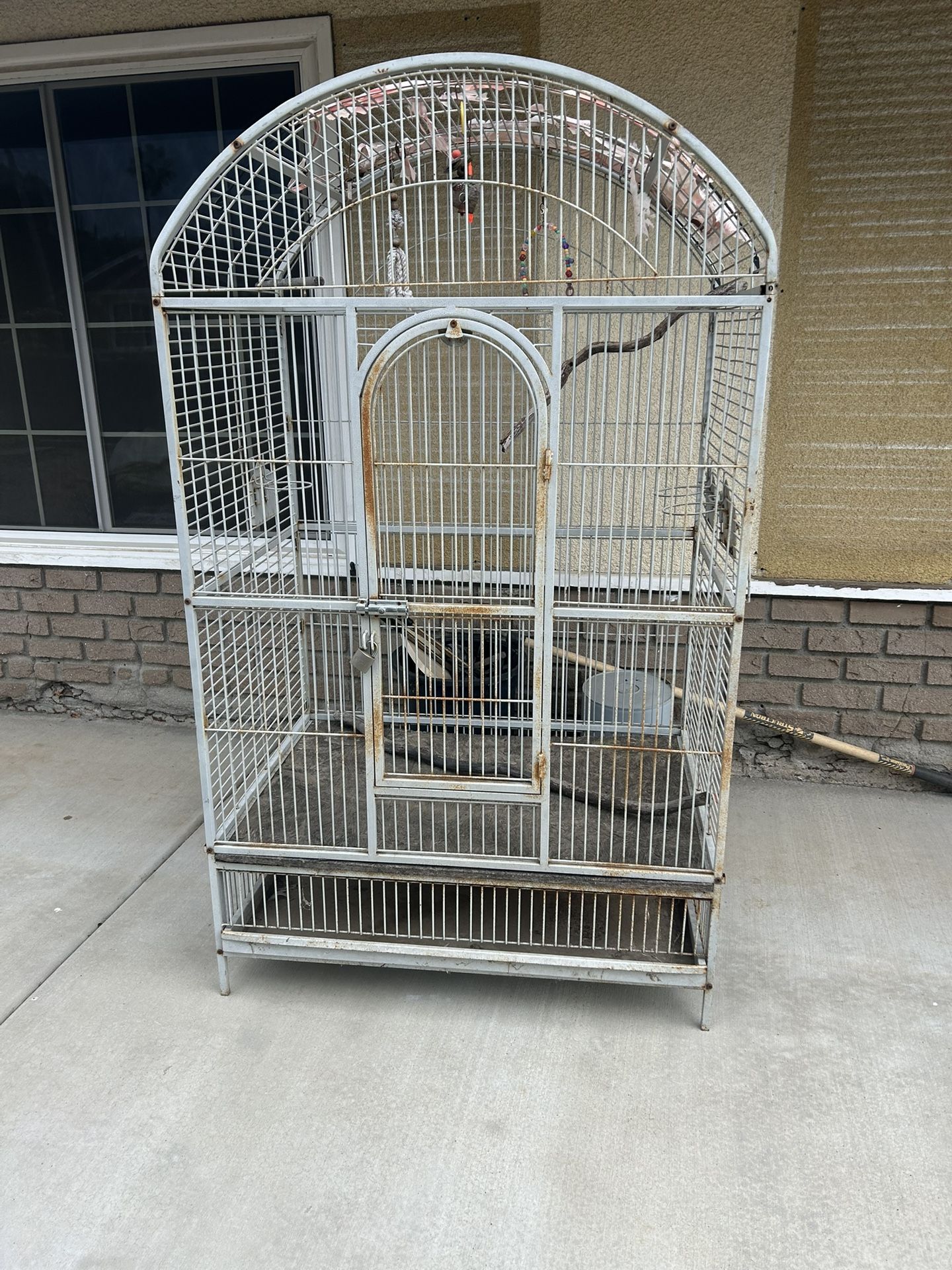 Large Metal Bird Cage