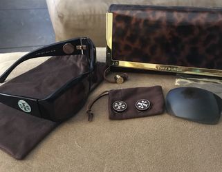 Tory Burch sunglasses w case