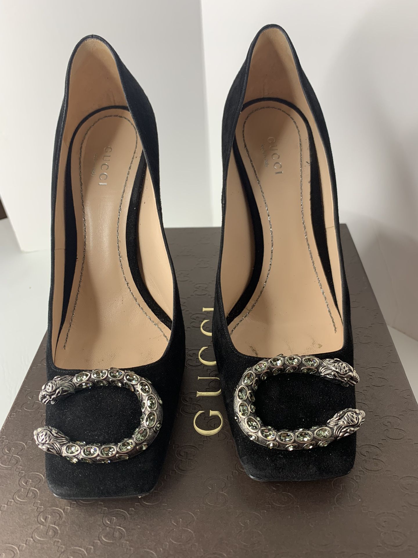 Gucci Dionysus black suede embellished pumps 37.5 / 7.5 