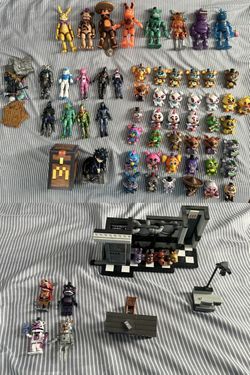 Need out asap | Send offers | Lot of Action Figures / Small Figures