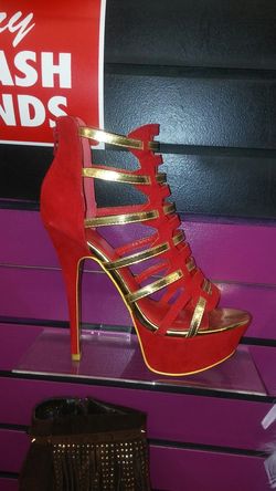 Red heels Platform front