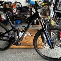 Marin Rift Zone 29 Carbon