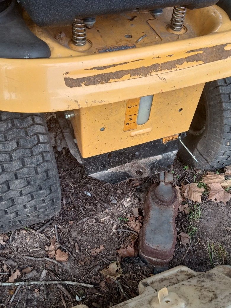 Cub Cadet Riding Mower 