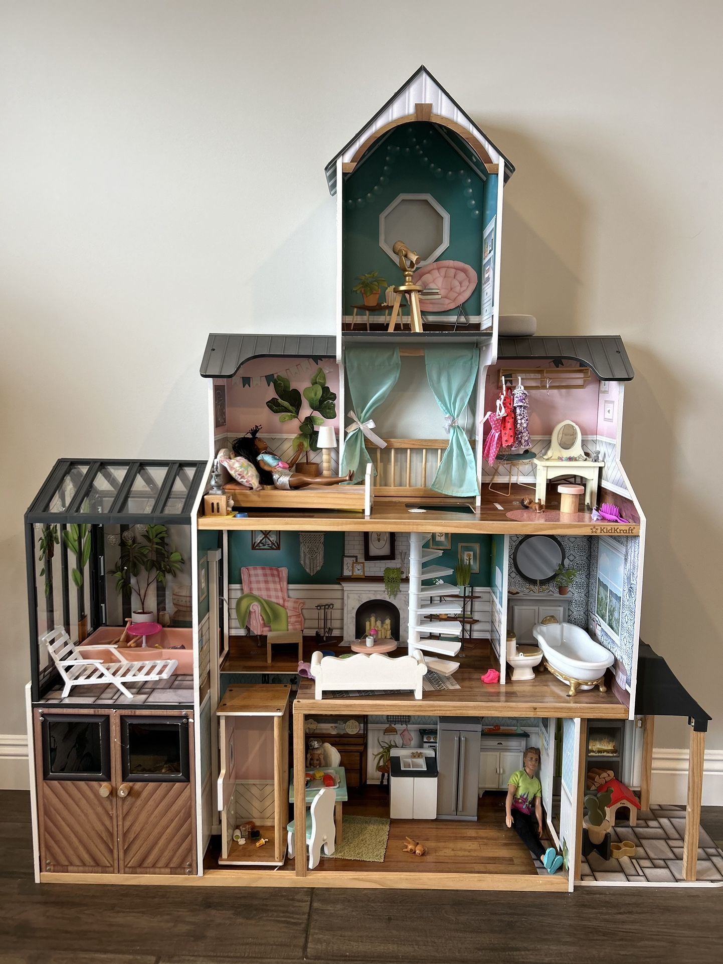 Modern Barbie House