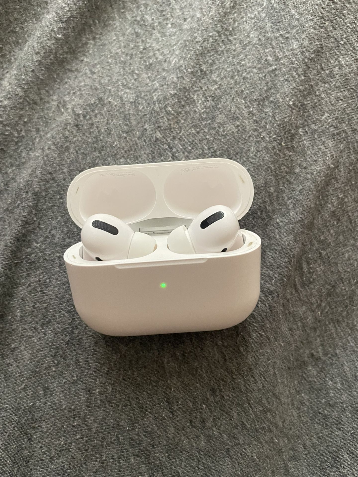 Apple AirPod Pros