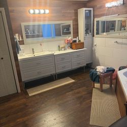 Bathroom Vanity 2 Of Them