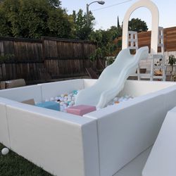 Large Ball Pit With Slide 