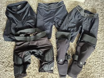 Womens size medium mountain biking/ cycling / bmx apparel shorts