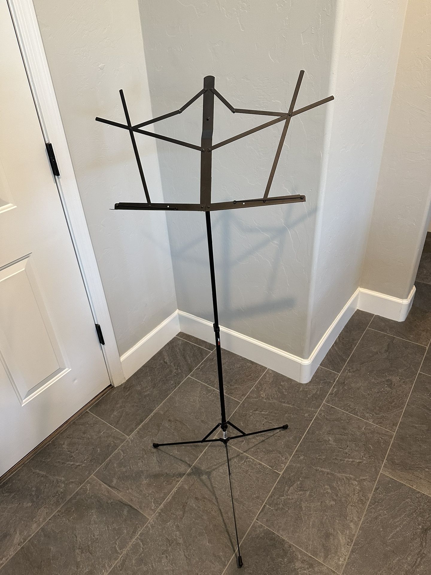 Collapsible Music Stand