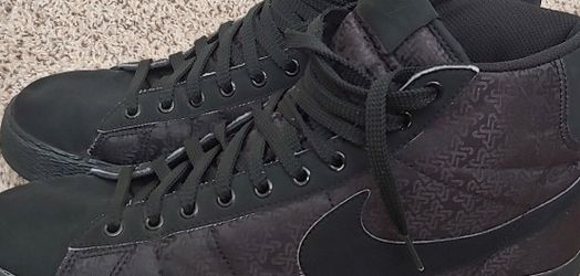 Nike Blazer Mid '77 Black on Black - Mens 10.5