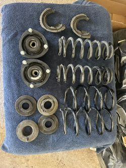 Emd Lowering Springs And 034 Top Hats For 2015 Vw Gti Mk7