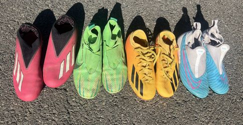 Kids Soccer Cleats Size 2Y