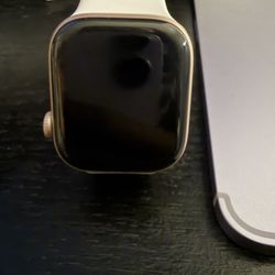 Apple Watch Series 11 42mm Cellular – Like New