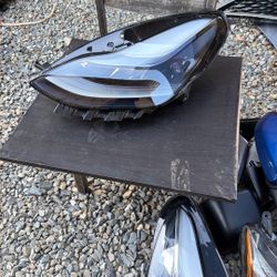 Tesla Headlight Model 3 2023