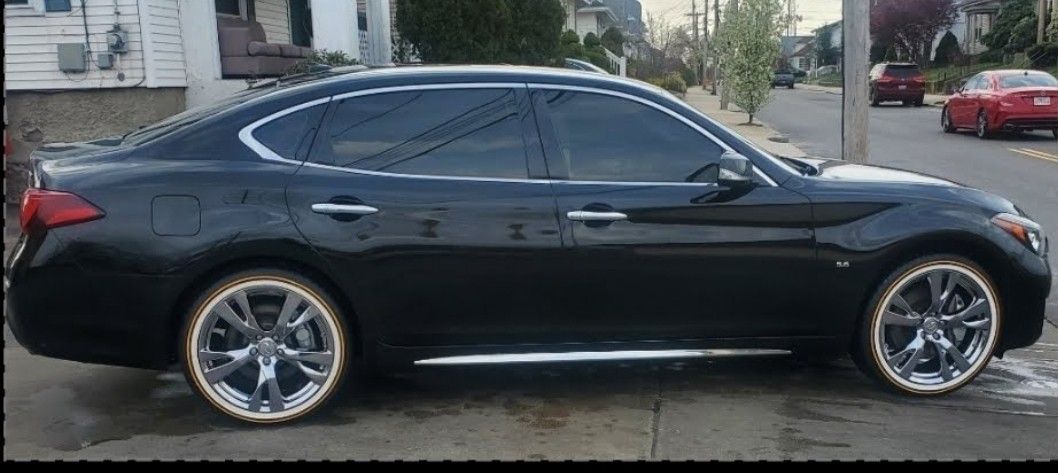 2015 Infiniti Q70l