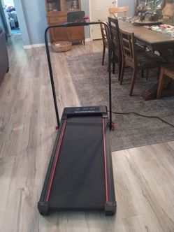 Folding treadmill