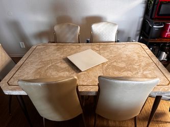 Dinning table